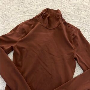 Abercrombie & Fitch Brown Long Sleeve Tee